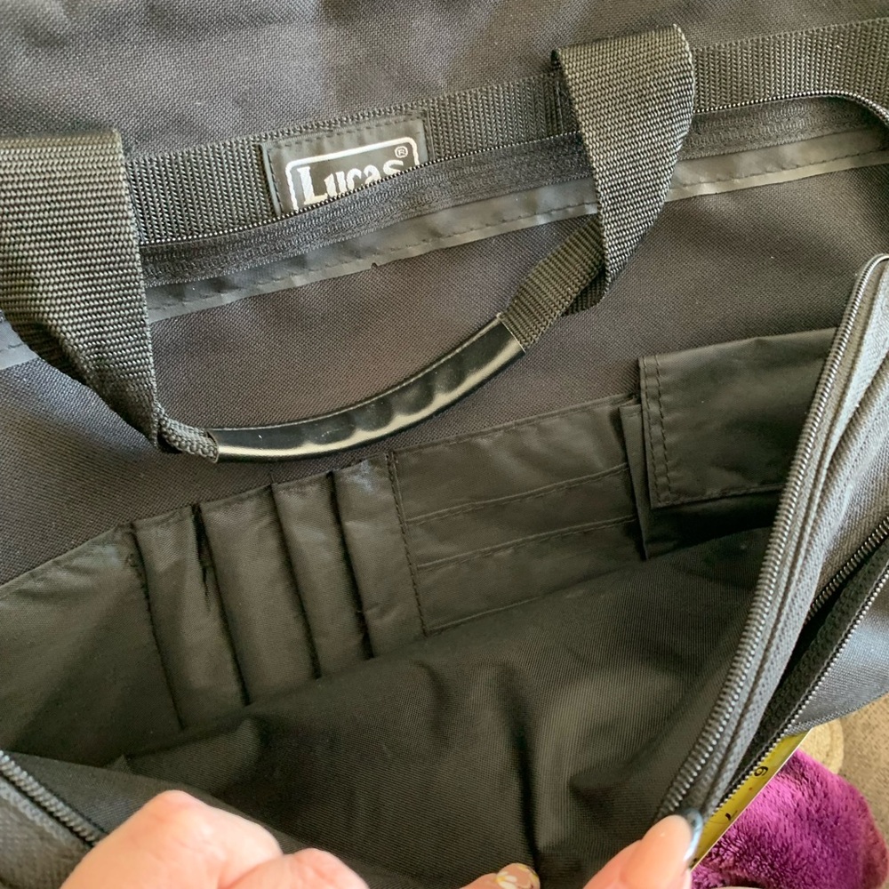 Lucas Black Men's laptop bag several pockets, zipper, adjustable strap like new - Picture 5 of 9